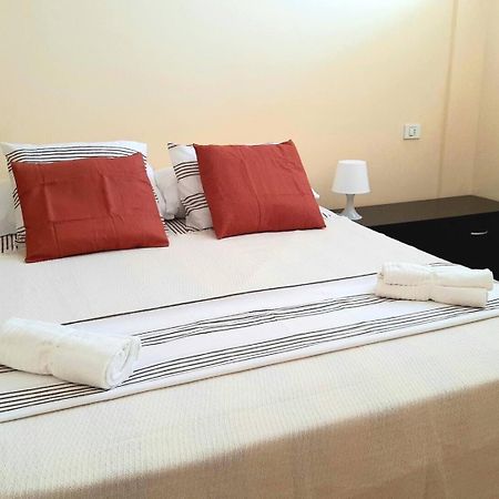 Perfectly Located Apartment With Pool Playa de las Américas Extérieur photo