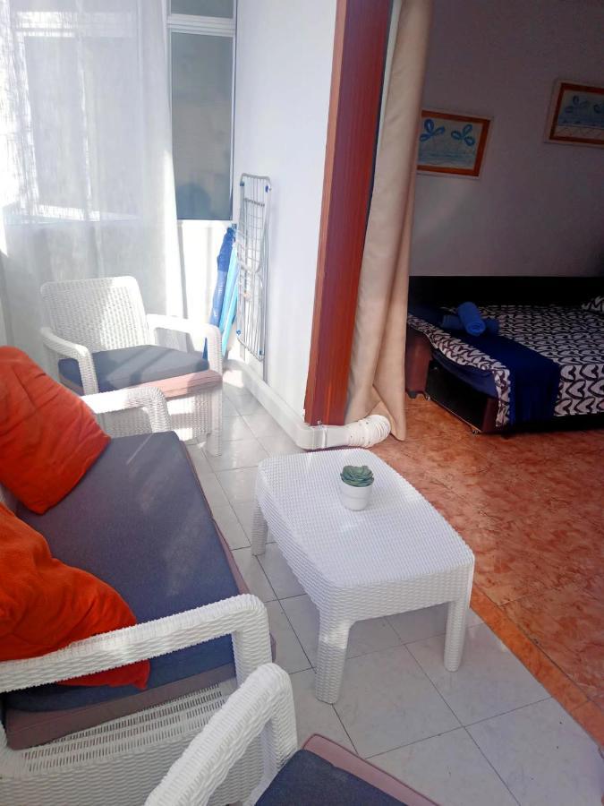 Perfectly Located Apartment With Pool Playa de las Américas Extérieur photo